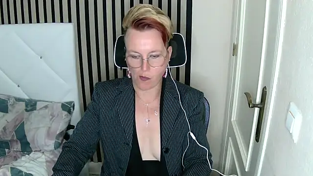 Snapshot of xxNoeliaxx chatting on 15, 3, 2025 xxNoeliaxx online show from 15, 3, 2025