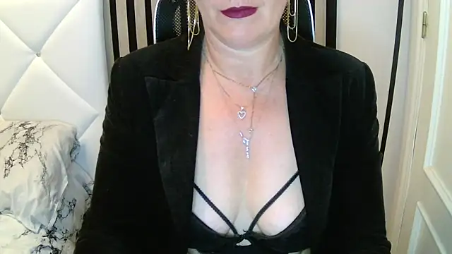 Snapshot of xxNoeliaxx chatting on 15, 12, 2025 xxNoeliaxx online show from 15, 12, 2025