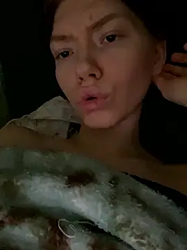 Lisaaa Alisa online show from 9, 1, 2026