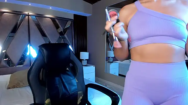 carina rossi online show from 22, 1, 2025