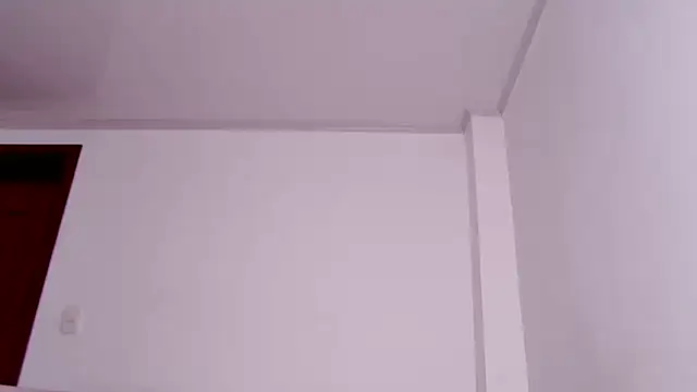 caarlywhitee online show from 15, 9, 2025