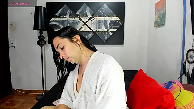 SARAMISHA online show from 4, 3, 2025