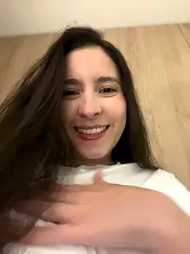 Snapshot of LittleDoll___ chatting on 8, 11, 2025 LittleDoll online show from 8, 11, 2025