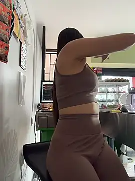 LittleDoll    online show from 25, 4, 2026