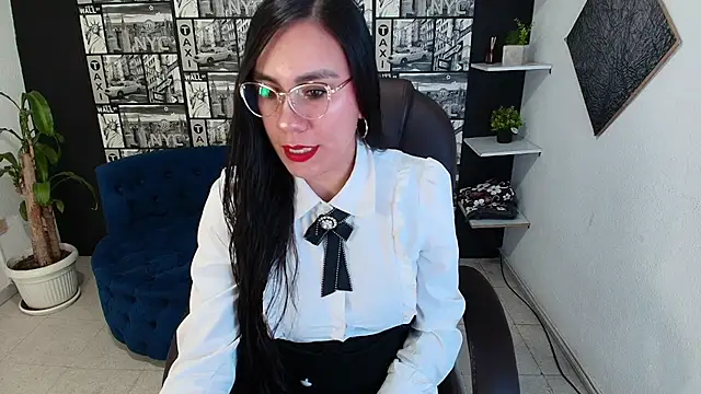 Agata-Moon online show from 18, 12, 2025