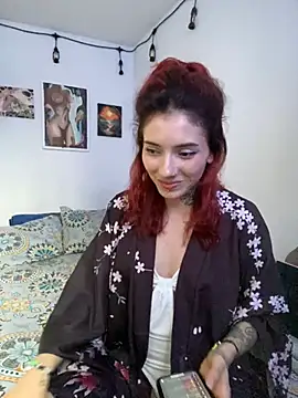 Snapshot of LiliJones_ chatting on 13, 2, 2025 LiliJones online show from 13, 2, 2025