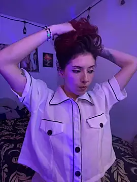 Snapshot of LiliJones_ chatting on 25, 2, 2025 LiliJones online show from 25, 2, 2025