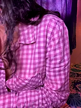 Snapshot of LiliJones_ chatting on 20, 11, 2025 LiliJones online show from 20, 11, 2025