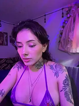 LiliJones  online show from 25, 4, 2026