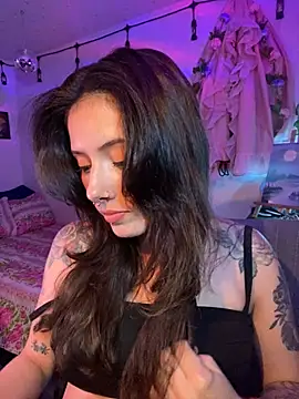 Snapshot of LiliJones_ chatting on 12, 6, 2026 LiliJones online show from 12, 6, 2026