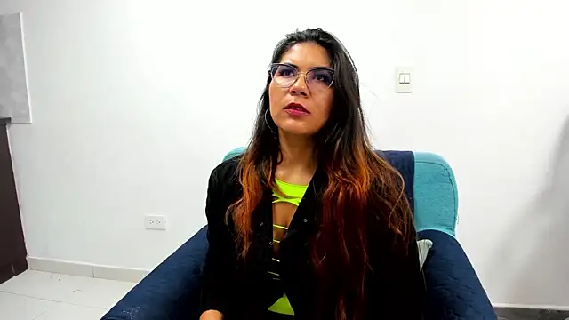 Luna Dumont online show from 21, 2, 2025