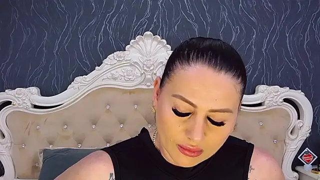 Lauren Saint online show from 23, 4, 2026