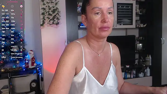 SheilaRyan online show from 15, 12, 2025