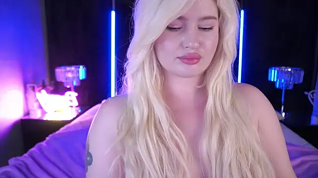 CocoSecretss online show from 9, 12, 2024