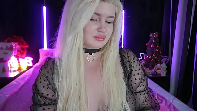 CocoSecretss online show from 25, 12, 2024