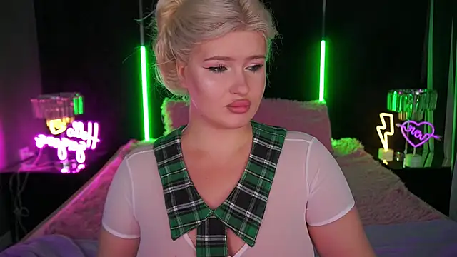 CocoSecretss online show from 7, 10, 2025