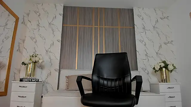 Dollar-girl online show from 4, 3, 2026