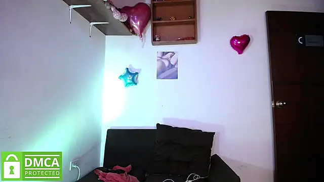 Snapshot of Mr_MrsCurie chatting on 22, 1, 2025 Mr MrsCurie online show from 22, 1, 2025