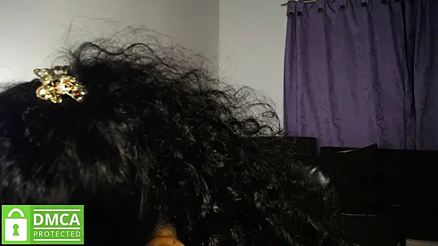 Snapshot of Mr_MrsCurie chatting on 18, 10, 2025 Mr MrsCurie online show from 18, 10, 2025