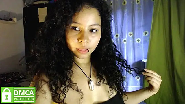 Snapshot of Mr_MrsCurie chatting on 11, 4, 2026 Mr MrsCurie online show from 11, 4, 2026