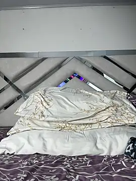 maybelline69 online show from 25, 4, 2026