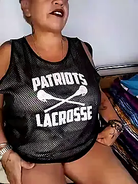 Snapshot of DirtyBIianca chatting on 4, 5, 2026 DirtyBIianca online show from 4, 5, 2026