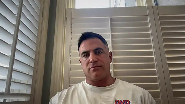 Snapshot of Bad_daddy21 chatting on 8, 1, 2026 Bad daddy21 online show from 8, 1, 2026