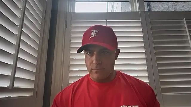 Snapshot of Bad_daddy21 chatting on 9, 3, 2026 Bad daddy21 online show from 9, 3, 2026