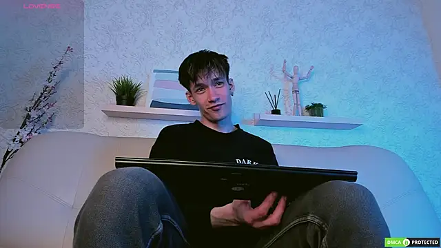 CalvinOwens online show from 26, 2, 2025