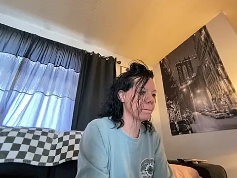 Snapshot of SidneyRaee chatting on 5, 12, 2024 SidneyRaee online show from 5, 12, 2024