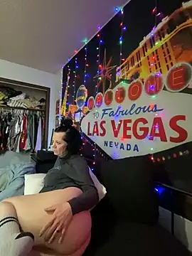 Snapshot of SidneyRaee chatting on 21, 1, 2025 SidneyRaee online show from 21, 1, 2025