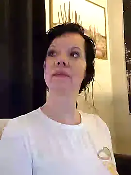 Snapshot of SidneyRaee chatting on 31, 1, 2025 SidneyRaee online show from 31, 1, 2025