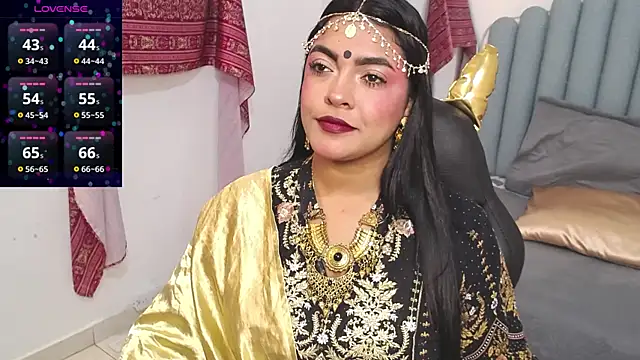 lakshmiraniii online show from 5, 11, 2025