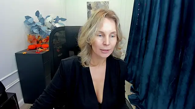 Sinty Devis online show from 21, 10, 2025