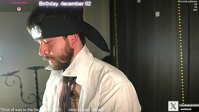 Snapshot of just_maxii chatting on 15, 11, 2025 just maxii online show from 15, 11, 2025