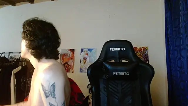 Snapshot of angelitofemboy chatting on 29, 1, 2025 angelitofemboy online show from 29, 1, 2025