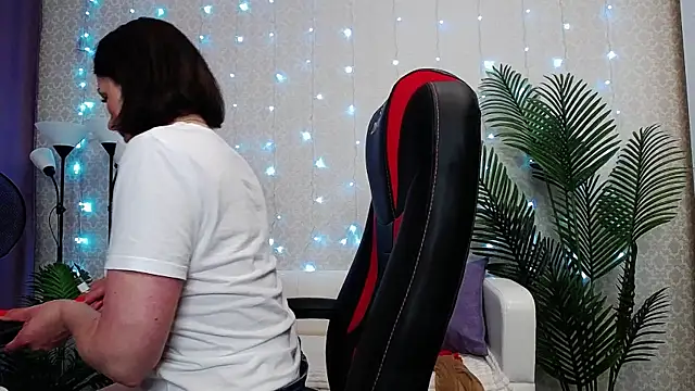 Snapshot of Camelia_Lillie chatting on 11, 6, 2026 Camelia Lillie online show from 11, 6, 2026
