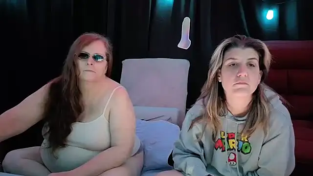 Sexy Mama-69 online show from 13, 9, 2025