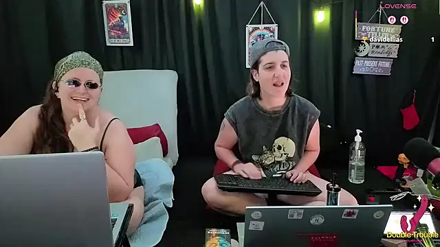 Sexy Mama-69 online show from 27, 11, 2025