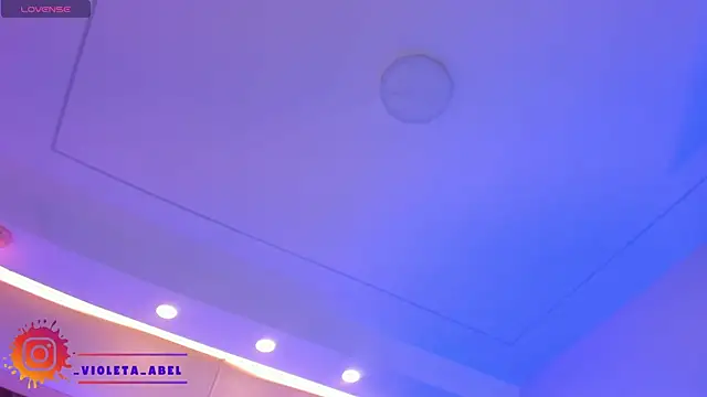 Snapshot of VioletaAbel chatting on 20, 2, 2025 VioletaAbel online show from 20, 2, 2025