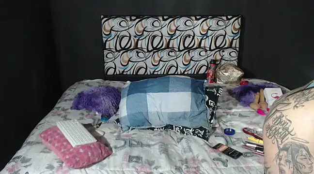 Snapshot of emma_onassis_17 chatting on 17, 1, 2025 emma onassis 17 online show from 17, 1, 2025