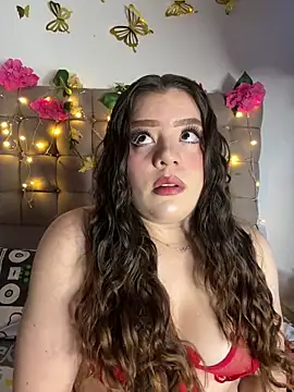 Snapshot of Jullieetta chatting on 12, 6, 2026 Jullieetta online show from 12, 6, 2026