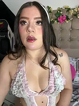 Snapshot of Jullieetta chatting on 14, 7, 2026 Jullieetta online show from 14, 7, 2026