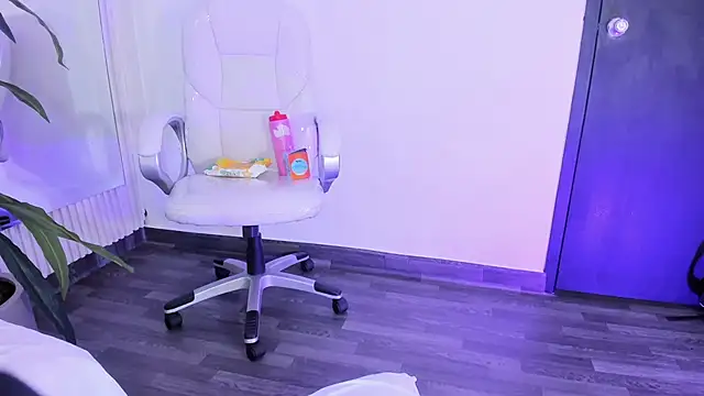 EriKlein online show from 8, 10, 2025