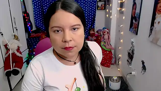 Snapshot of claryssa_ chatting on 1, 1, 2025 claryssa online show from 1, 1, 2025