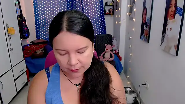 Snapshot of claryssa_ chatting on 24, 11, 2025 claryssa online show from 24, 11, 2025