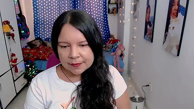 claryssa  online show from 16, 12, 2025