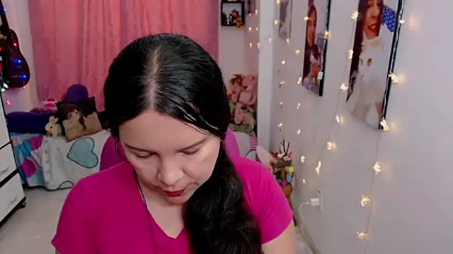 Snapshot of claryssa_ chatting on 6, 6, 2026 claryssa online show from 6, 6, 2026