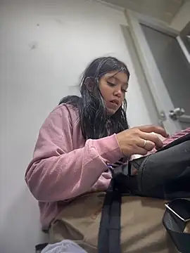 emily rosse04 online show from 13, 9, 2025