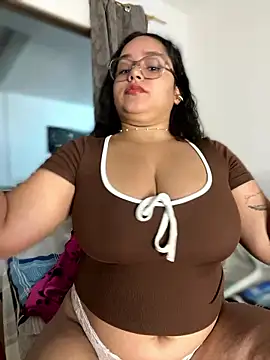 CurlyGirl 1 online show from 9, 1, 2026